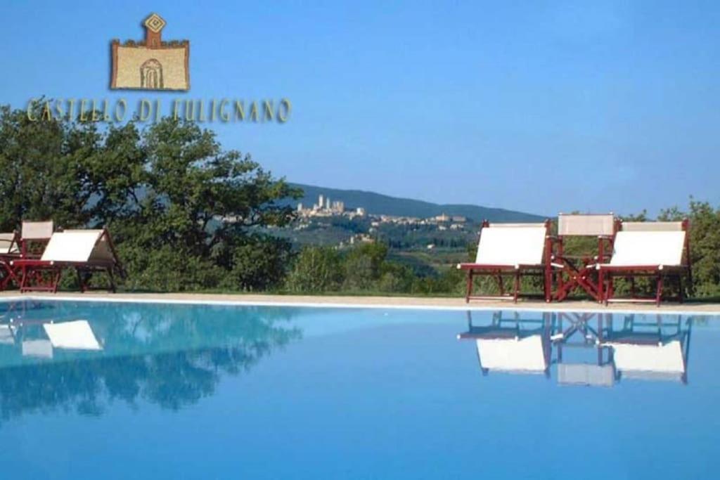 סן ג'ימיניאנו Castello Di Fulignano Ildebrando Superior Apartment מראה חיצוני תמונה