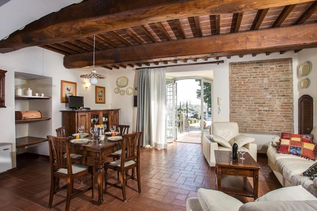 סן ג'ימיניאנו Castello Di Fulignano Ildebrando Superior Apartment מראה חיצוני תמונה